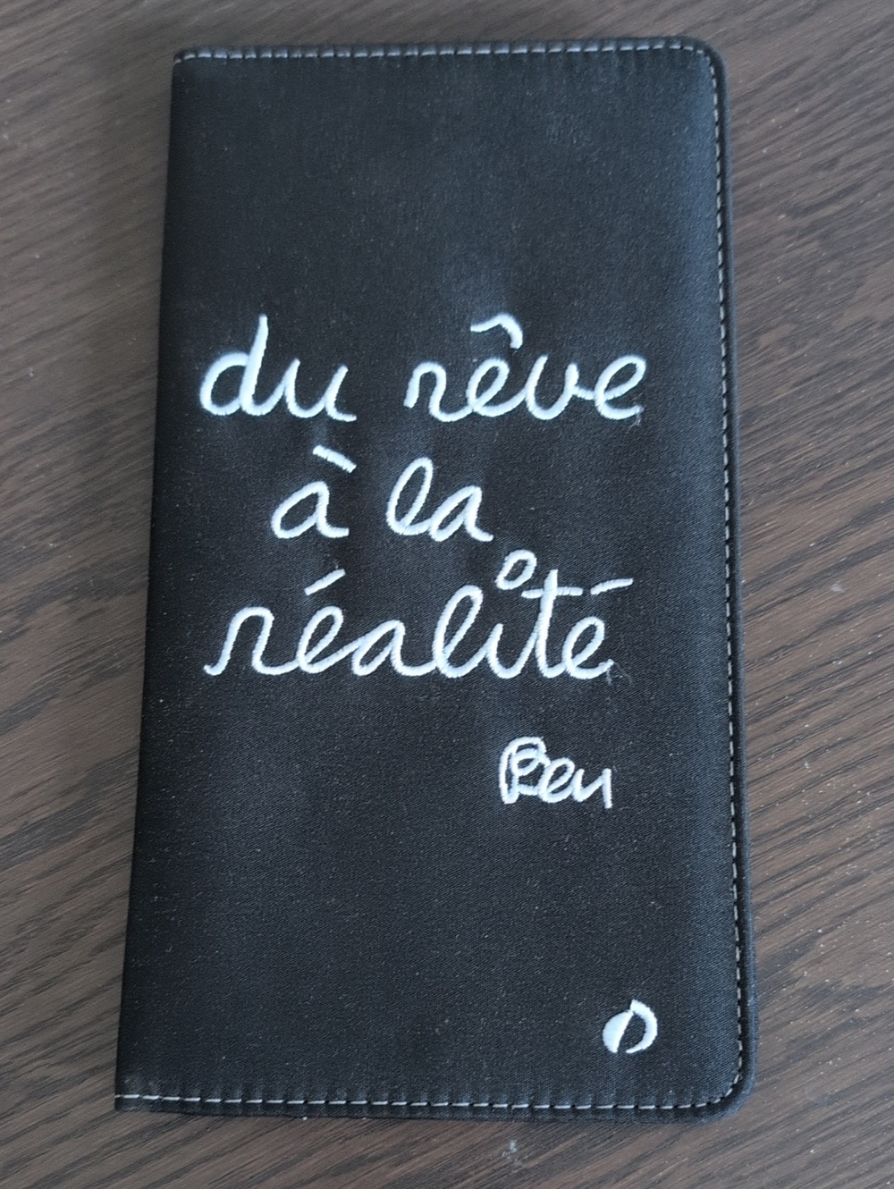 Black Passport + Paper Holder"du rêve à la réalité" From Dream To Reality